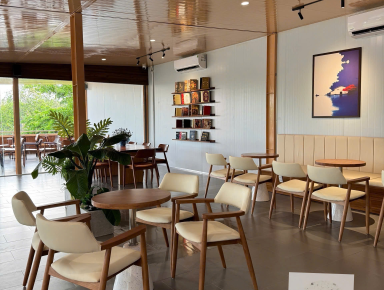 Bàn Giao Bàn Mặt Gỗ Chân Đá Terrazzo Cho Chiba Signature