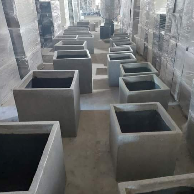 Các mẫu chậu xi măng đá mài hình vuông đẹp, giá rẻ