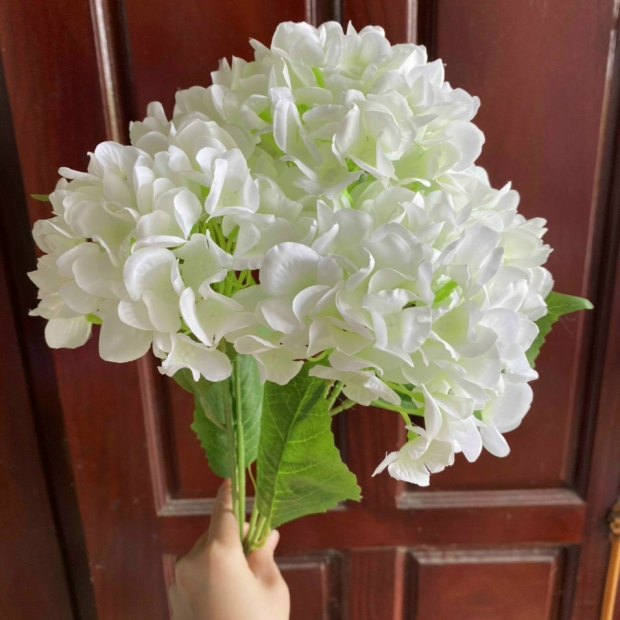 Hoa cẩm tú cầu giả