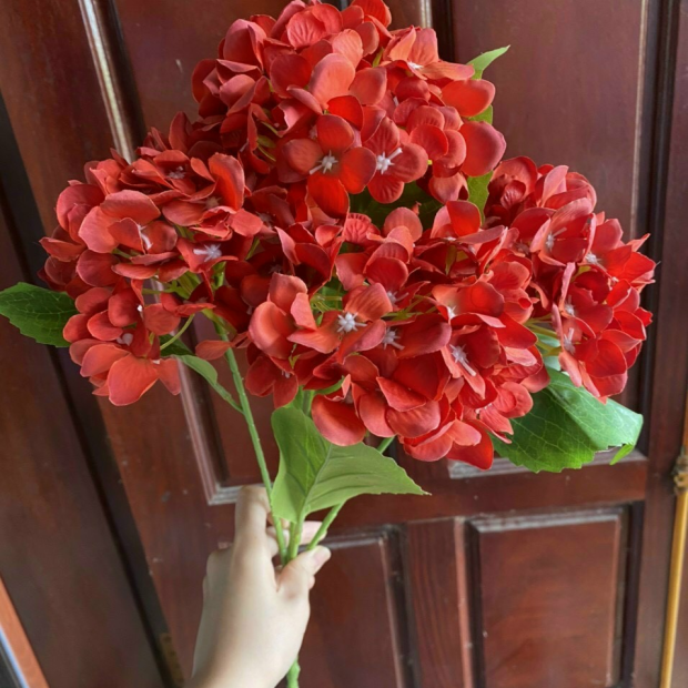 Hoa cẩm tú cầu giả