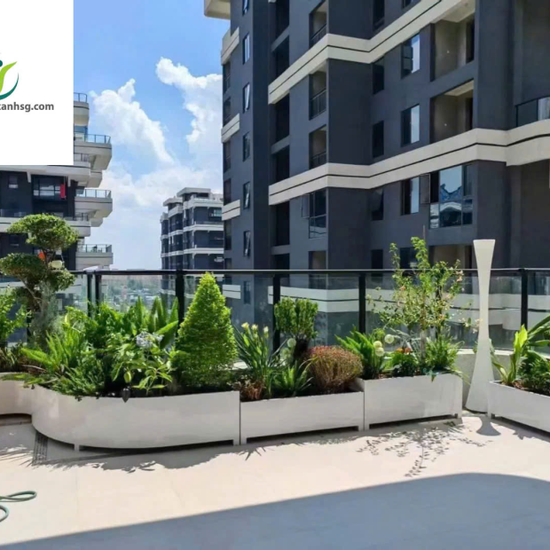Sản Xuất Chậu Composite Theo Yêu Cầu Cho Ban Công, Sân Vườn