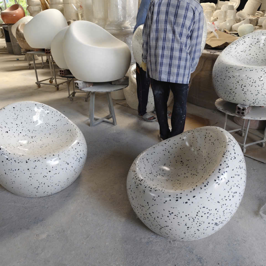 Bộ Bàn Ghế Bê Tông Đá Mài Terrazzo Dạng Sỏi – Xưởng Sản Xuất Giá Tốt TPHCM