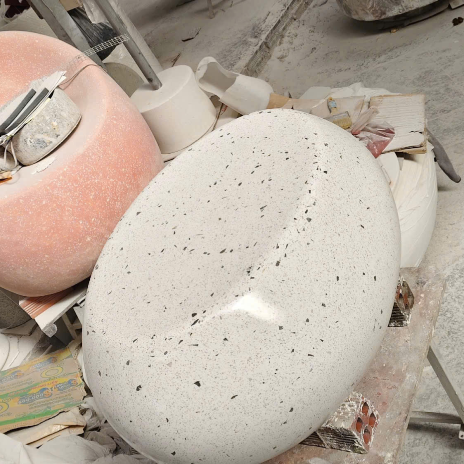 Bộ Bàn Ghế Bê Tông Đá Mài Terrazzo Dạng Sỏi – Xưởng Sản Xuất Giá Tốt TPHCM