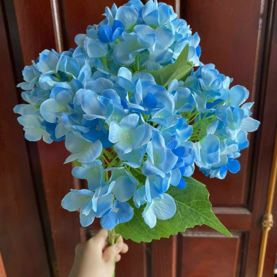 Hoa cẩm tú cầu giả