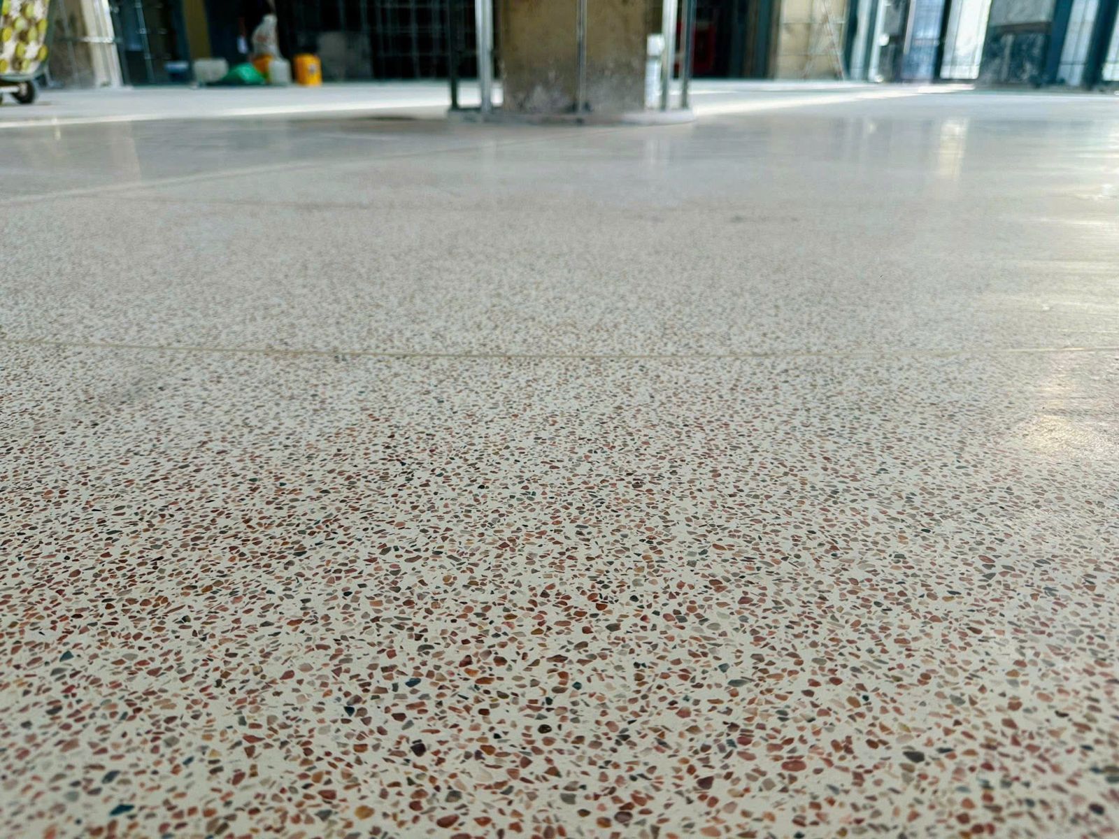  thi công sàn terrazzo 3